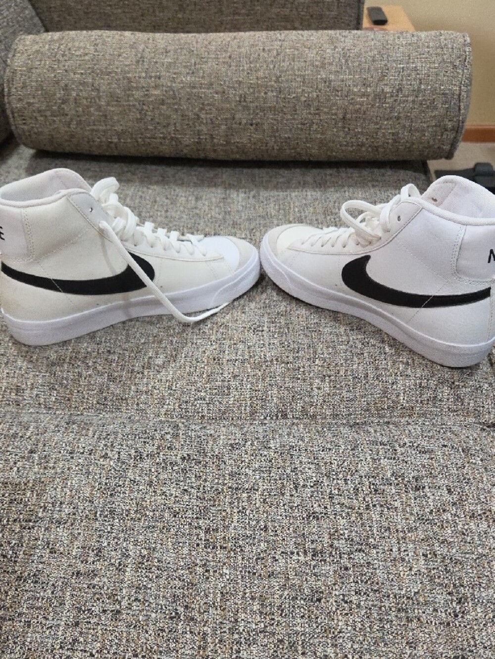 Nike Blazer Mid '77 White High-Top Sneakers with Black Swoosh - Picture 5 of 12